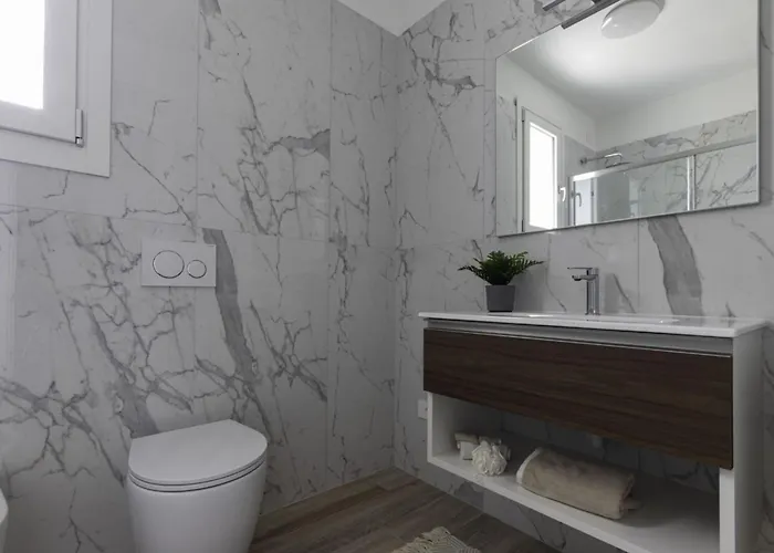 Apartament Modern Retreat With A Big Terrace *