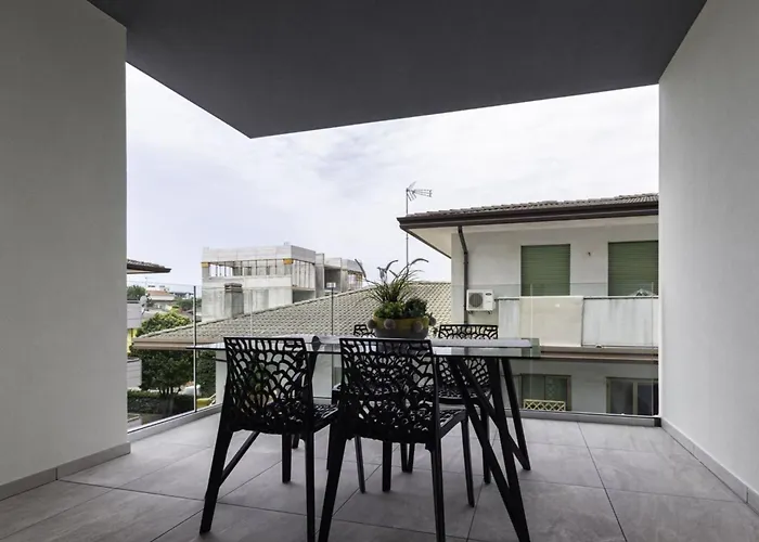 Apartament Modern Retreat With A Big Terrace *